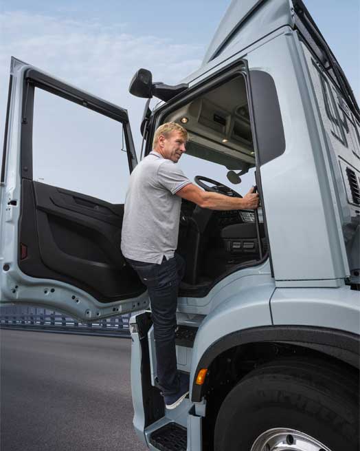 IVECO S-eWay Rigid