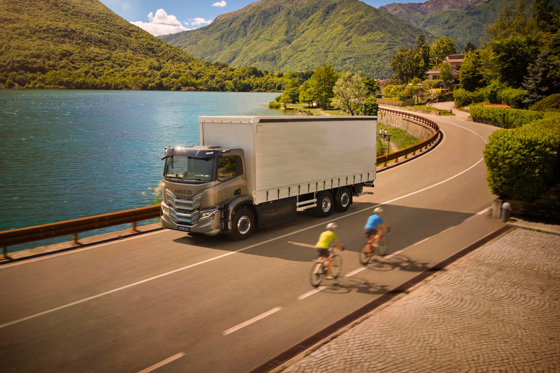 IVECO S-eWay Rigid